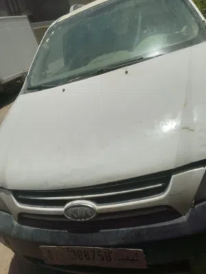 Used Kia Sedona in Tripoli