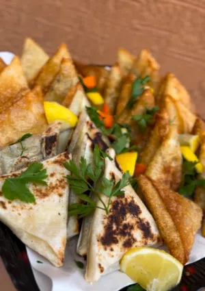 مفرزنات سمبوسه للبيع