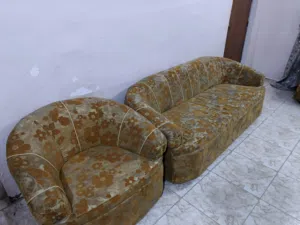 تخم مستعمل 6قطع ثنين كبار 4صغار