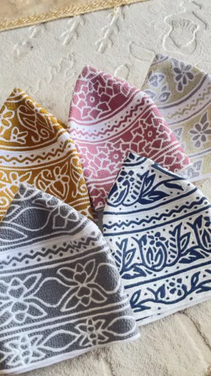 كميم خياطة يد درجة اولى وسعر ممتاز اشكال نادره و الالوان مطلوبه .. القياس 11 الا ربع ..