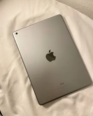 Apple iPad 9 64 GB in Al Riyadh