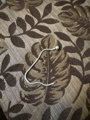 اسوارة باندورا أصلية مستعمله اسبوعين