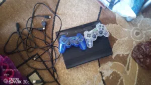 بلايستيشن 3 مع 2 و جميع اسلاكه