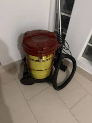 MOOVER Vacuum Cleaner 25L – Excellent Condition