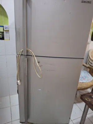ثلاجة مجاني شغالة وضع جيد جدا