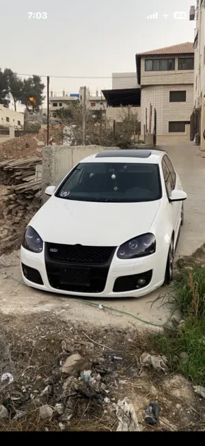 فولكسفاجن جولف gti mk5  موديل 2008 لون ابيض بيت لحم