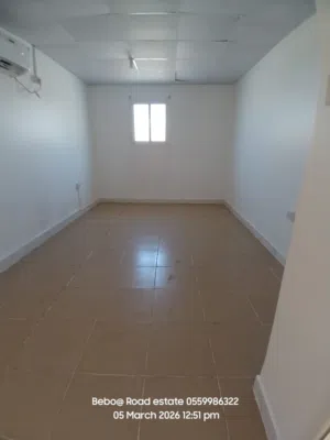 شقه إيجار تشطيب vipفيلا مميزه مكان راقي   وهاده يتوفر باركنج كهرباء والماه والنت قريبه جميع الخدمات