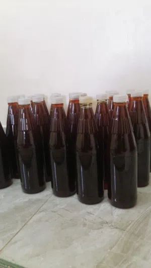يتوفر عسل الزهور مع وجود طعم السمر جميل جداا جداا
