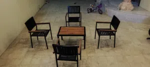 كراسي خارجي من الخشب والحديد