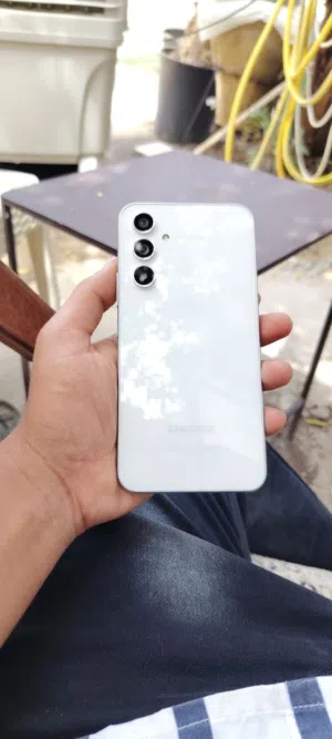 ايه 54 5 جي جهاز نضيف جدا  مع الكرتون Very  good and clean device A54 5G