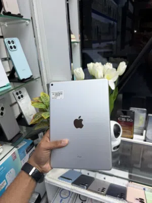 Apple ipad Air 3 clear clean fantastic condition good ipad