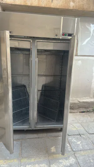 ثلاجه ارفف بحاله جديده