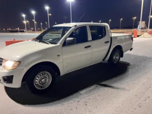 Mitsubishi . L200 . Monthly2