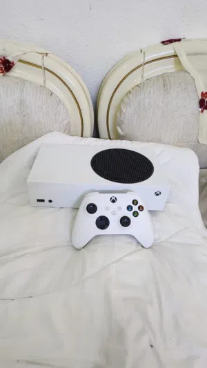 اكس بوكس سيريس اس XBOX Series S