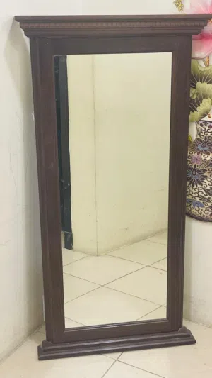 Vintage-Style Full-Length Wooden Mirror – Excellent Condition