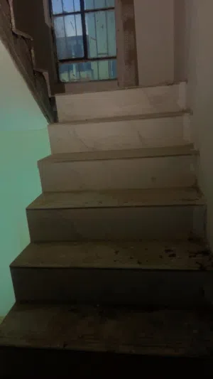 400 m2 5 Bedrooms Townhouse for Rent in Basra Manawi Lajim