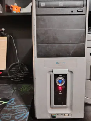 كمبيوتر I5 جيل رابع للبيع بسعر حرق قابل للتفاوض