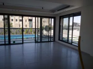 شقه للبيع في عبدون بالقرب من تاج مول - REF : 14725