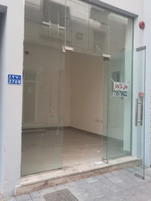 محل للإيجار بجنب جامع الجلندى في الخوض