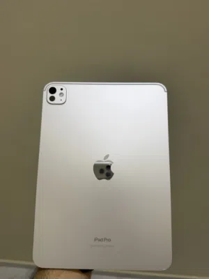 للبيع ايباد برو M4