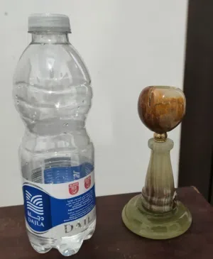 شمعدان فردي رخام الثمن 65 د.ل