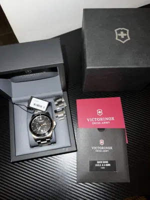 Analog Quartz Others watches  for sale in Southern Governorate