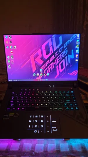 Windows Asus for sale  in Hawally