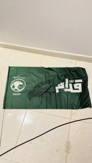 علم (شعار) المنتخب السعودي الصقر (السعودية)