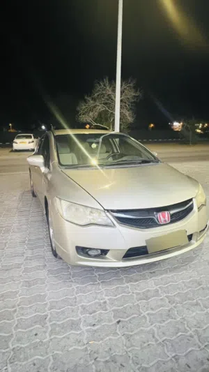 2008 Honda Civic Sedan VTi with Japanese Specs and 360° Camera in Gold