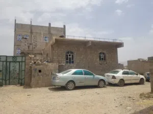 عماره 7 لبن حر مسلح هردي فيها 18 قاعده شارع 8متر بينها وشارع خولان 50متر فيها 3شقق سعرها 40مليون فقط