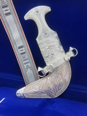 خناجر عمانية اصيلة مقاس 6 كبير مع التوصيل لأي ولاية - الاعلان محدود