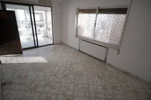 شقة فارغه للبيع في الصويفية - 15118