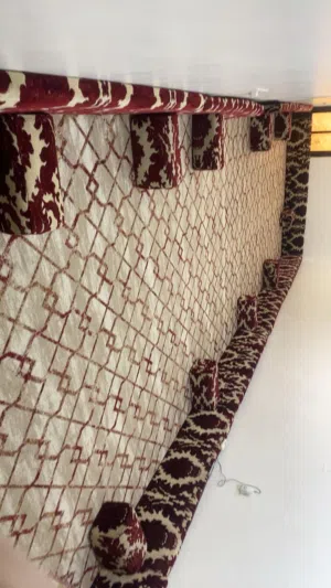 جلسه ارضيه استعمال خفيف نظيفه ك الجديد