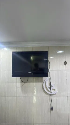 شاشه للبيع 32 بوصه