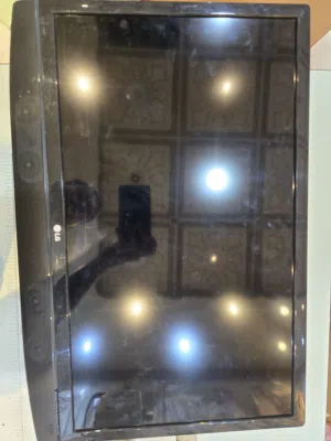 LG 23 Wall Tv