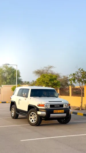 Used Toyota FJ in Al Batinah