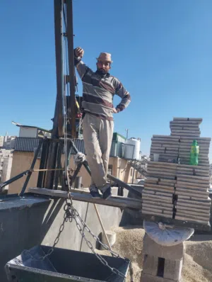 ونش رفع مواد بناء