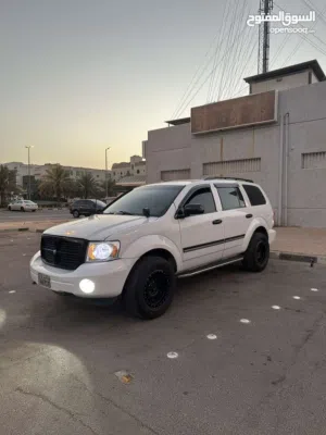 سياره ممتاذه تبي معونين قدام فقط لا غير سياره ولا غلطه