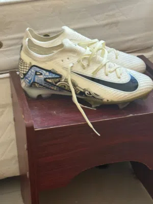 شوز كوره ملاعب زراعيه