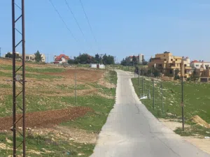ارض في اجمل مواقع السرو سكن خاص