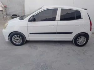 Used Kia Picanto in Al Batinah