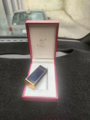 فرصة نادرة  قدّاحة Cartier أصلية مع العلبة