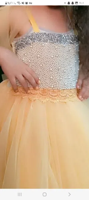 فستان اطفال شبه جديد