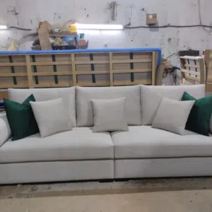 للصيانه وتنجيد الكنب بالرياض 0564149721 