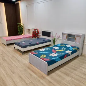 سرير نفر خشب