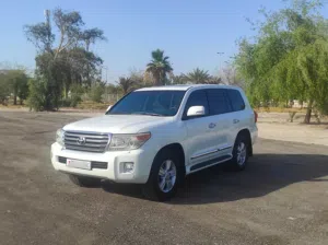 للبيع لاند كروزر جي اكس آر v8