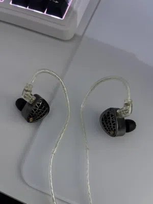 سماعة kz zenith IEMs للبيع / KZ Zenith IEMs earphones for sale