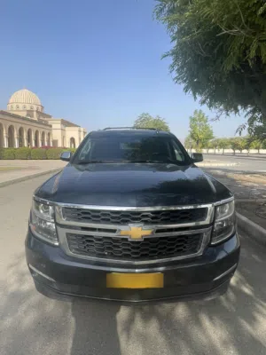 Used Chevrolet Suburban in Al Dakhiliya