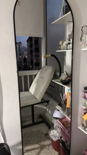 Facial studio