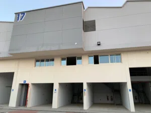 محل للايجار في مدينة سندان الصناعية  Shop for rent in  Sandan